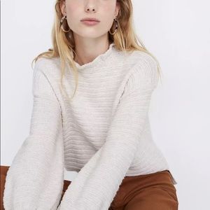 Ruffle-Neck Pullover Sweater - Heather Oak